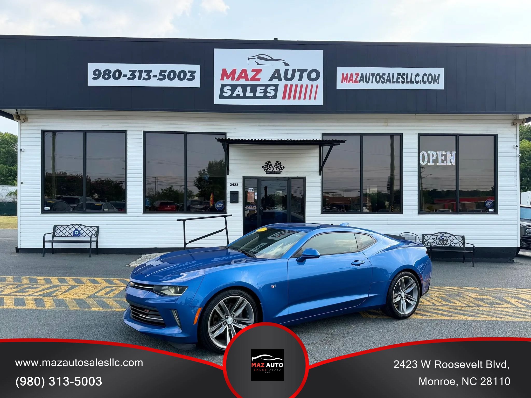 Used 2017 Chevrolet Camaro LT w/ RS Package RWD image 1