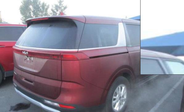 Certified 2024 Kia Carnival LX image 2