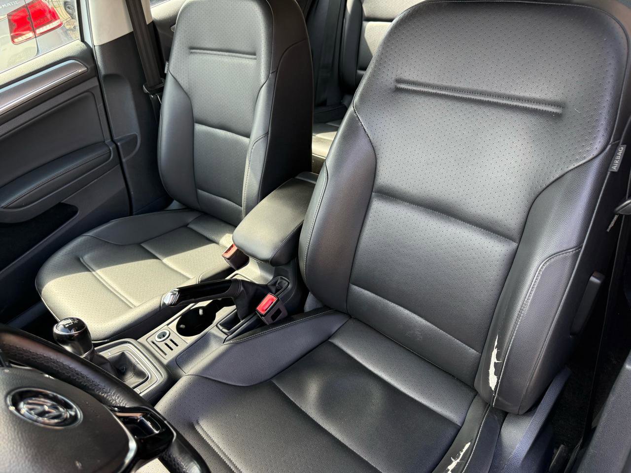 Used 2019 Volkswagen Golf Alltrack S image 5