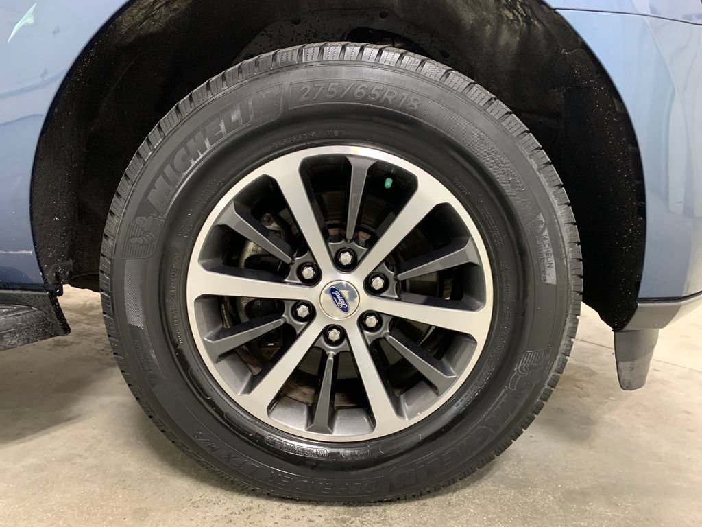 Used 2018 Ford Expedition XLT w/ Equipment Group 201A AWD/4WD image 12
