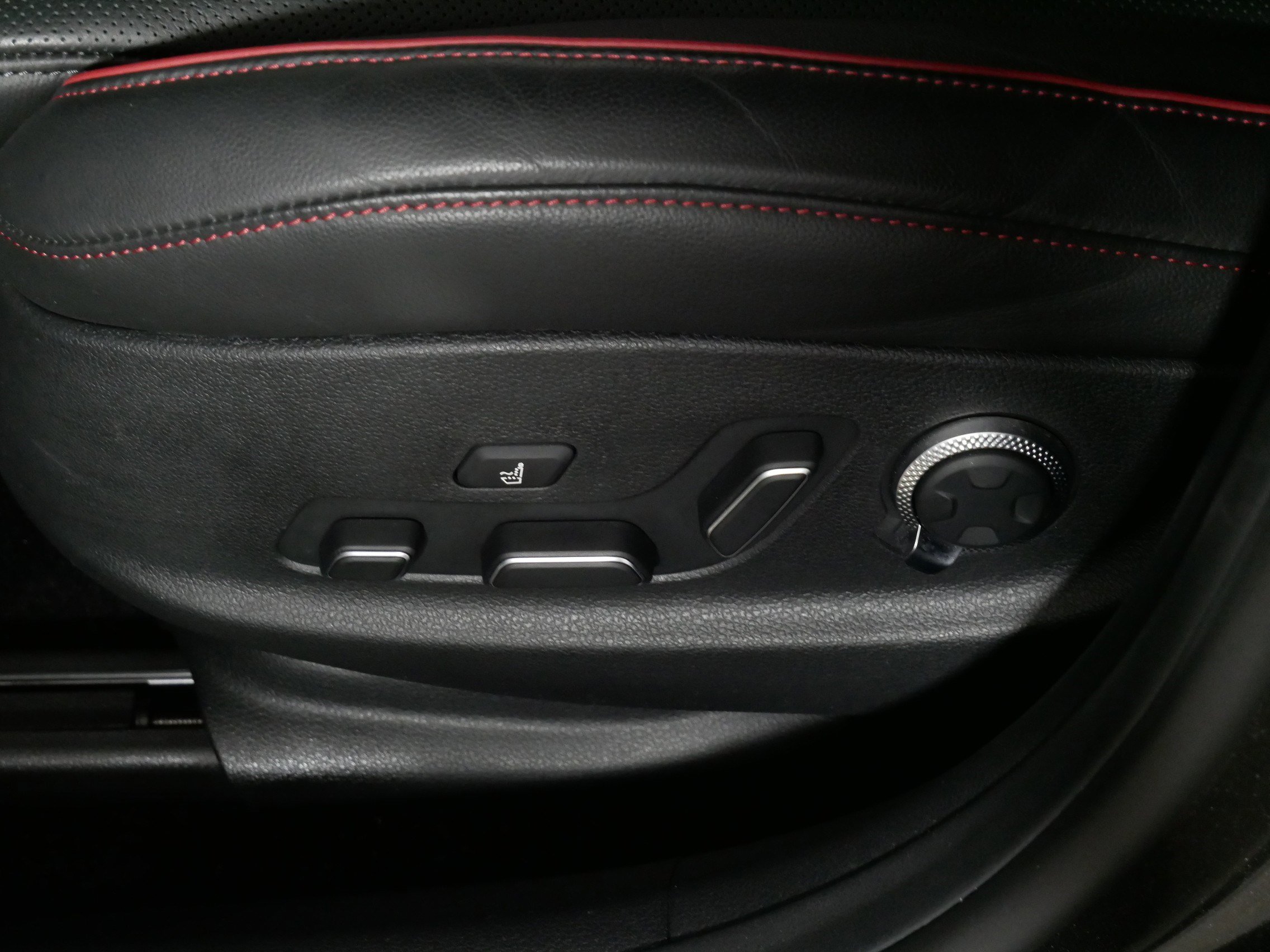 Certified 2025 Genesis G80 2.5T Sport Prestige image 20