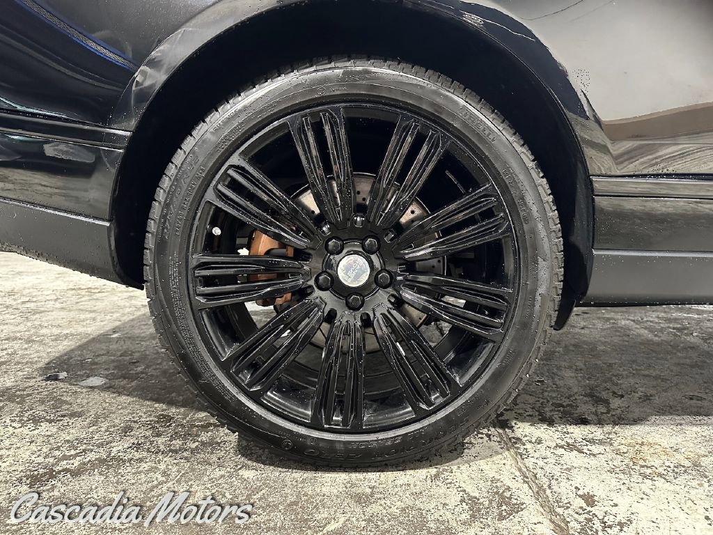 Used 2018 Land Rover Range Rover Autobiography image 29