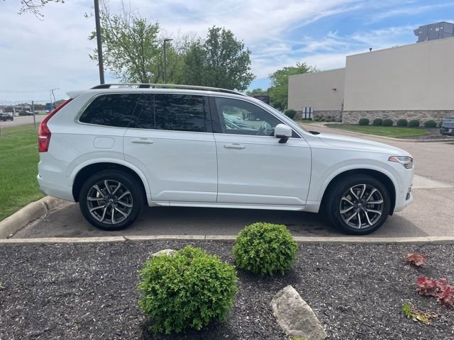 Used 2016 Volvo XC90 T6 Momentum w/ Momentum Plus Package AWD/4WD image 7