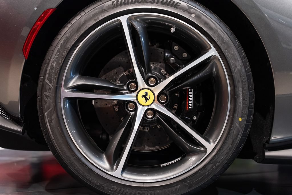 Certified 2025 Ferrari 296 GTB RWD image 15