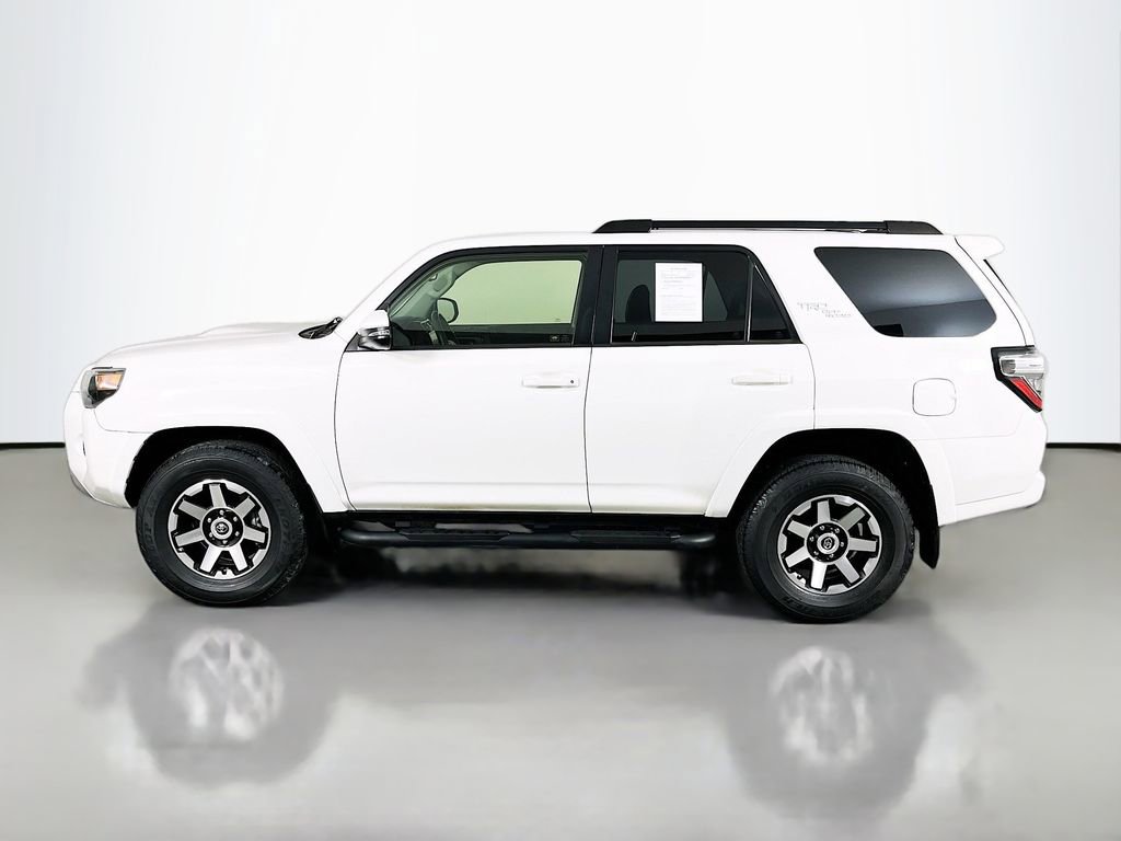 Used 2020 Toyota 4Runner TRD Off-Road Premium AWD/4WD image 5