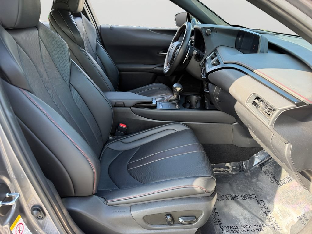 Used 2019 Lexus UX 250h F Sport w/ F Sport Premium Package AWD/4WD image 7