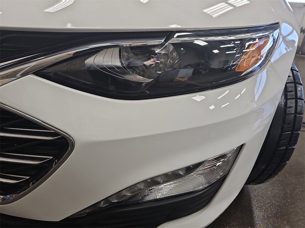 Used 2024 Chevrolet Malibu LT image 30