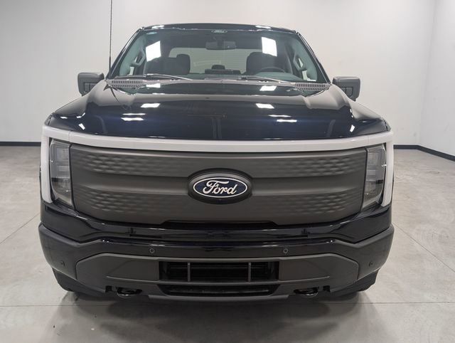 New 2025 Ford F150 Lightning Flash AWD/4WD image 4