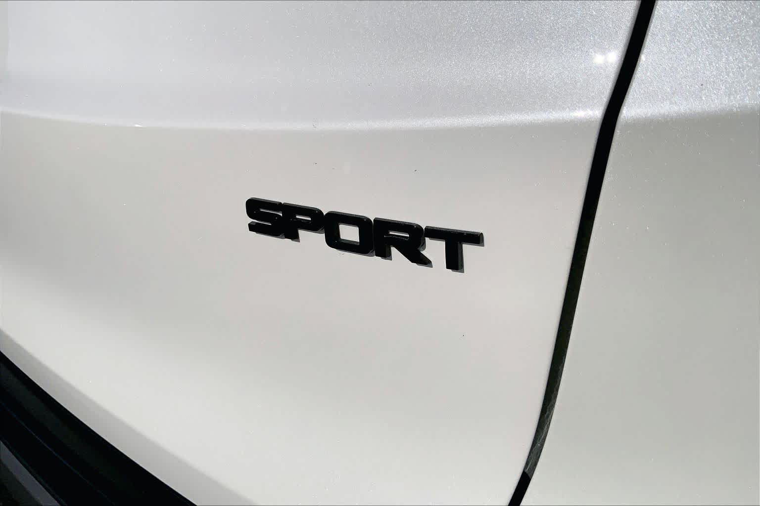 Certified 2026 Honda CR-V Sport image 9