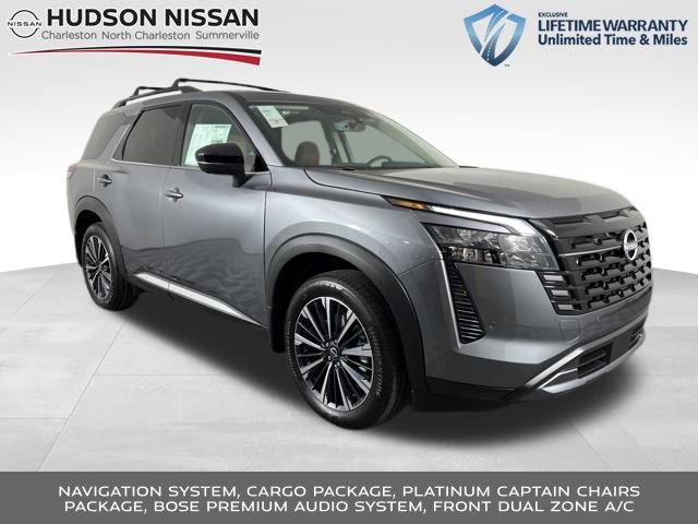 New 2026 Nissan Pathfinder Platinum image 1