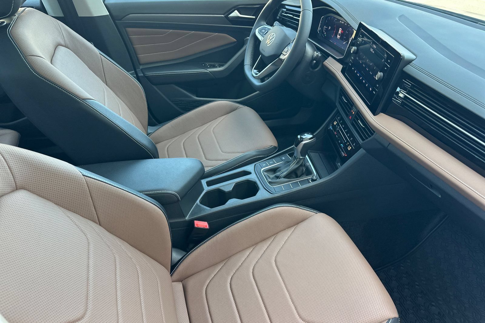 New 2026 Volkswagen Jetta SEL FWD image 13