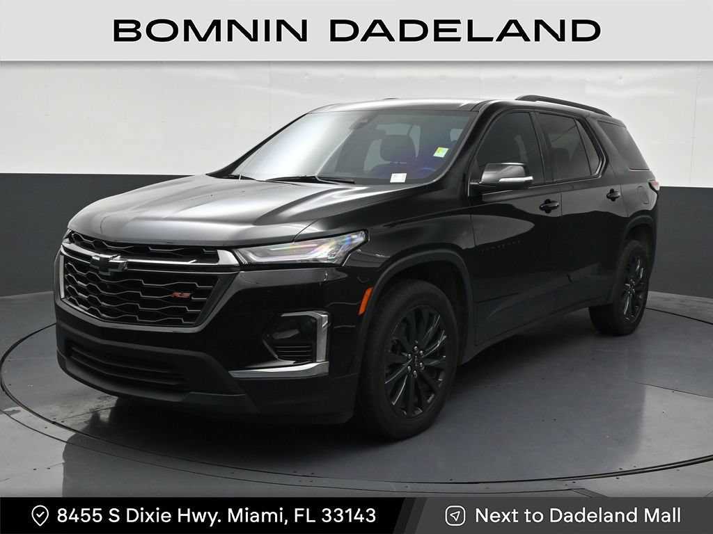 Used 2024 Chevrolet Traverse RS FWD image 1