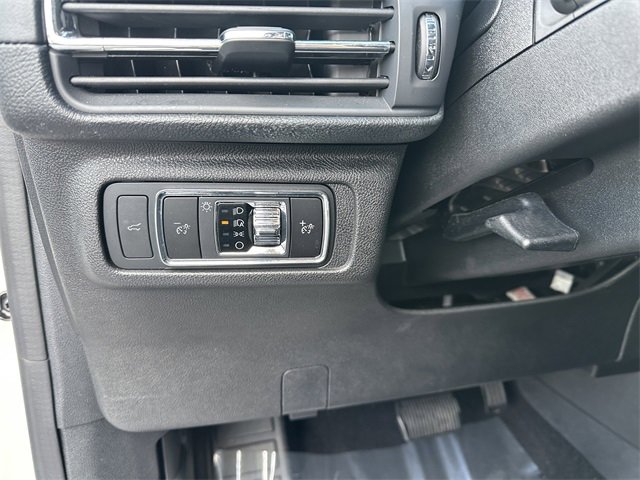 Certified 2022 Lincoln Corsair AWD w/ Equipment Group 101A image 29