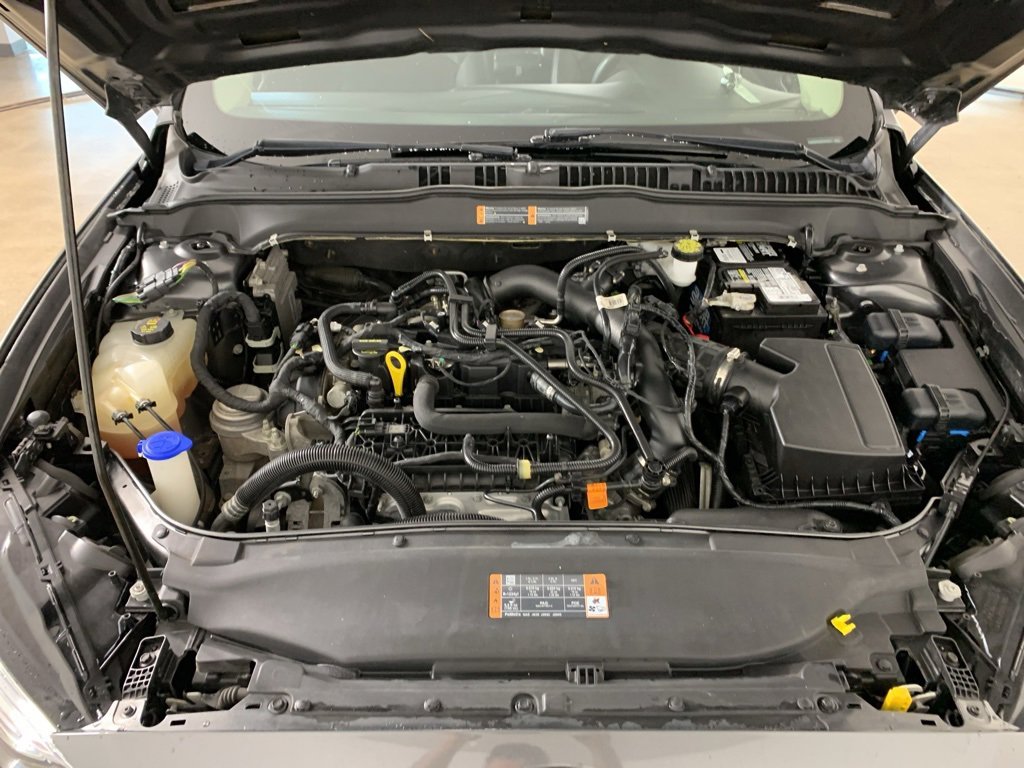 Used 2018 Ford Fusion SE w/ Equipment Group 201A image 39