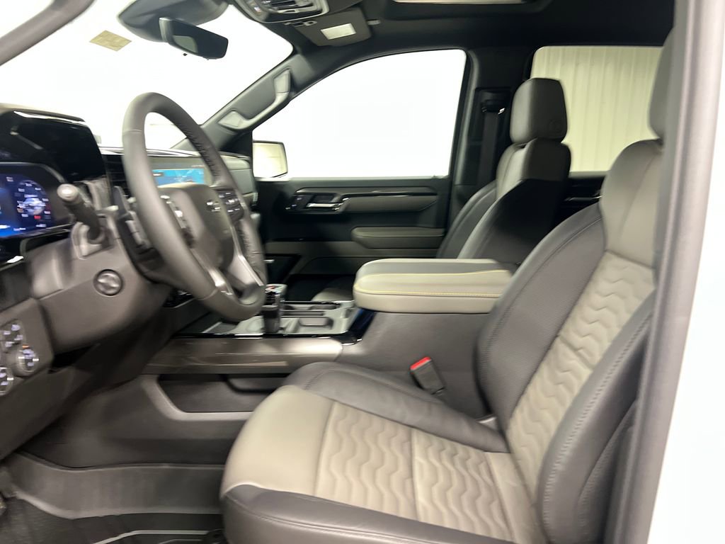 New 2026 Chevrolet Silverado 1500 ZR2 w/ Dark Appearance Package AWD/4WD image 12