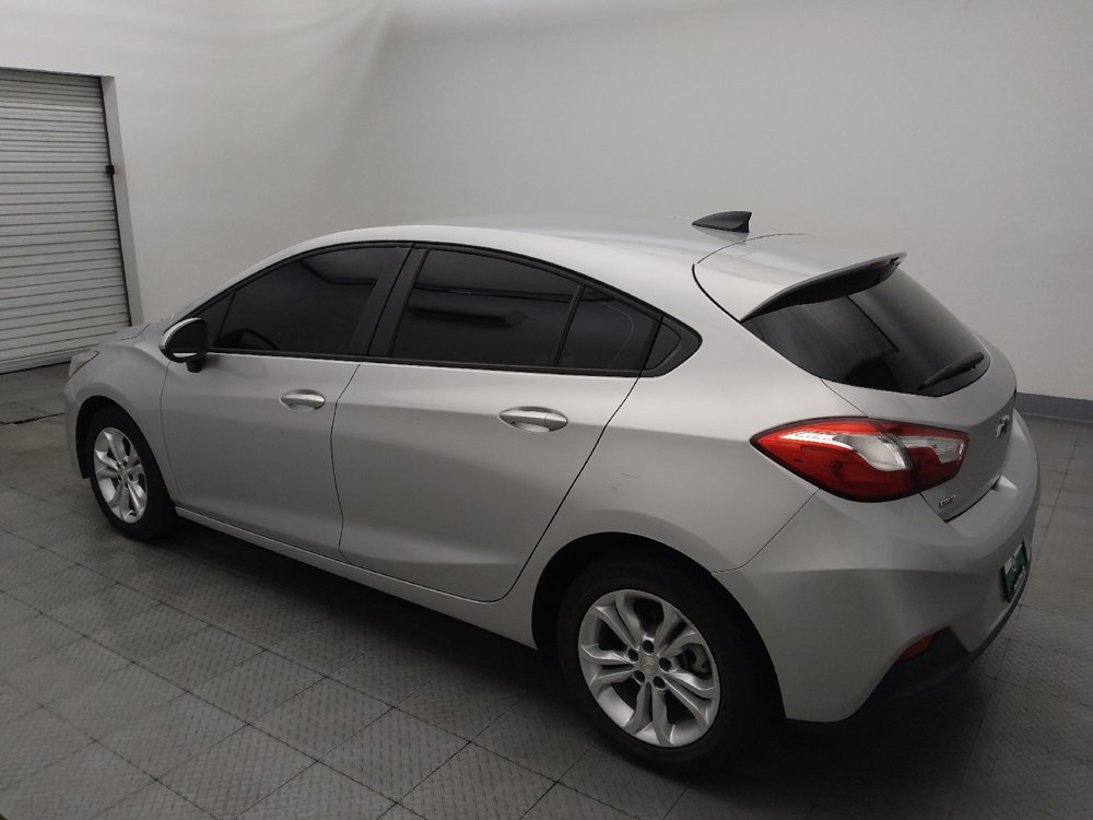 Used 2019 Chevrolet Cruze LS w/ LS Convenience Package FWD image 3