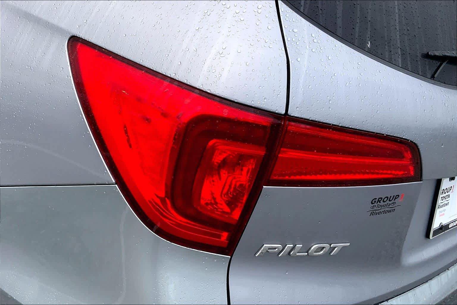 Used 2017 Honda Pilot EX image 27