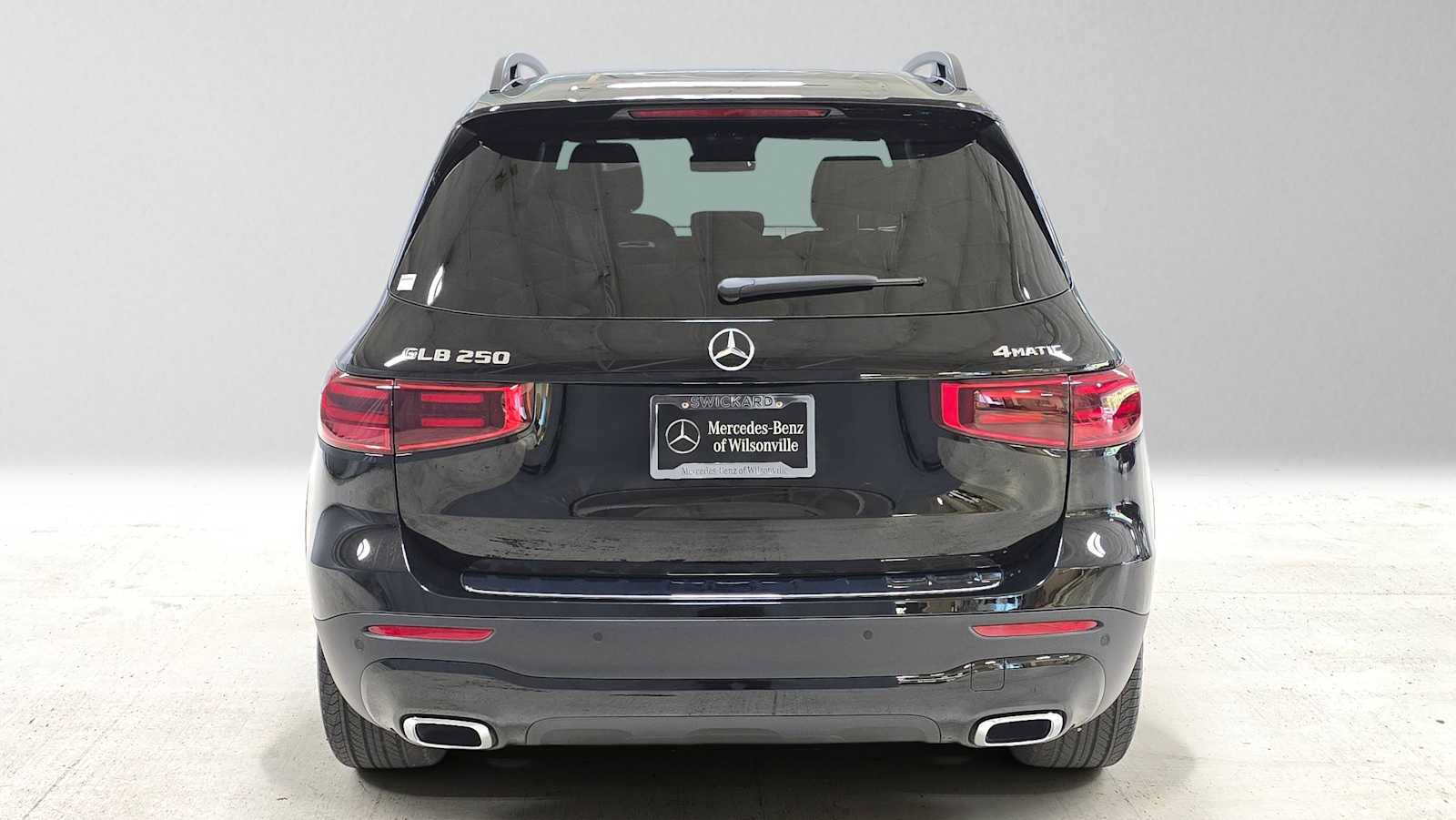 Certified 2026 Mercedes-Benz GLB 250 4MATIC image 4