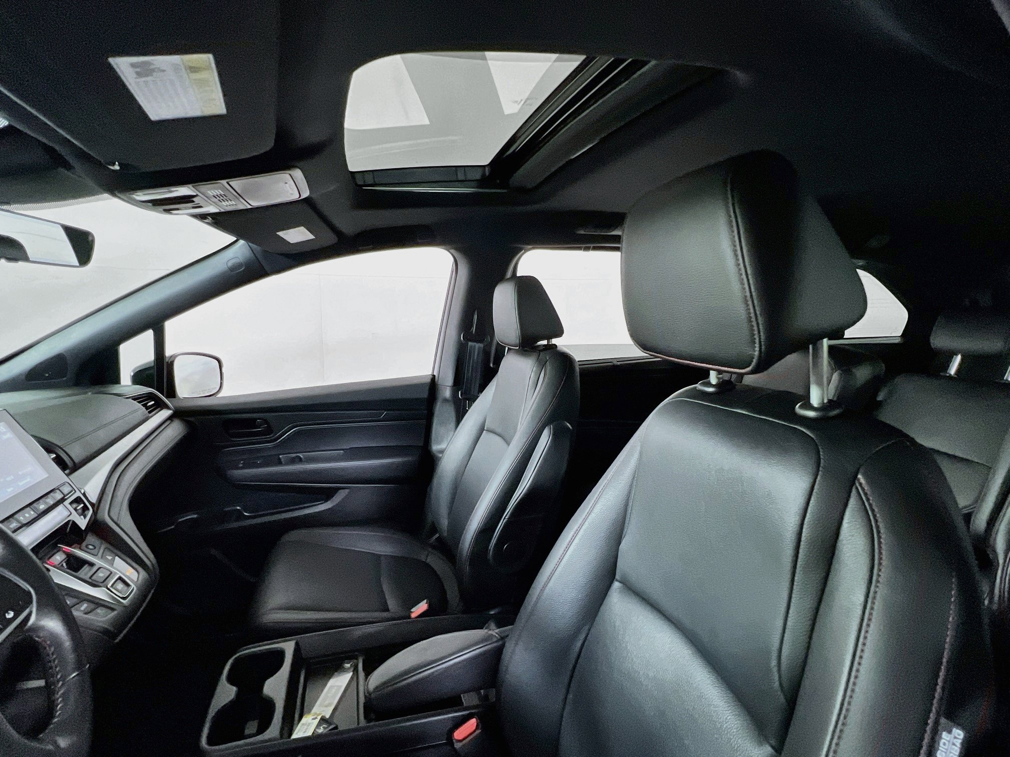 Used 2023 Honda Odyssey Sport image 21