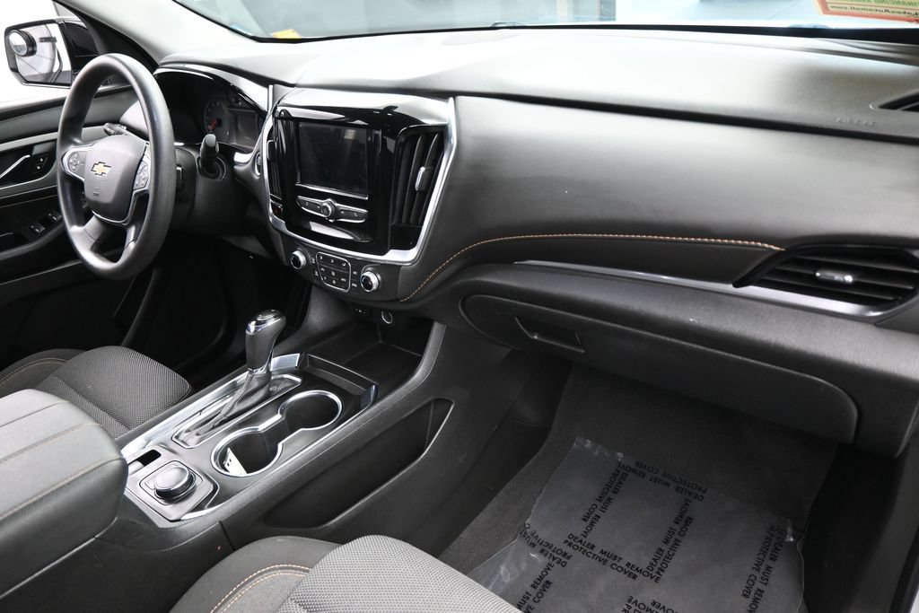 Used 2020 Chevrolet Traverse LS FWD image 40