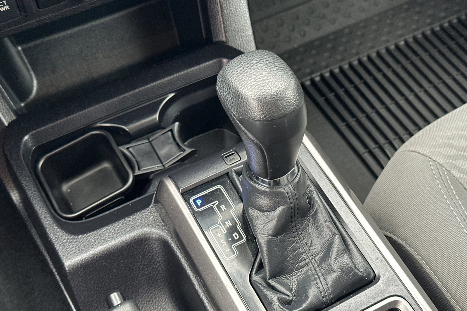 Used 2022 Toyota Tacoma SR5 image 21