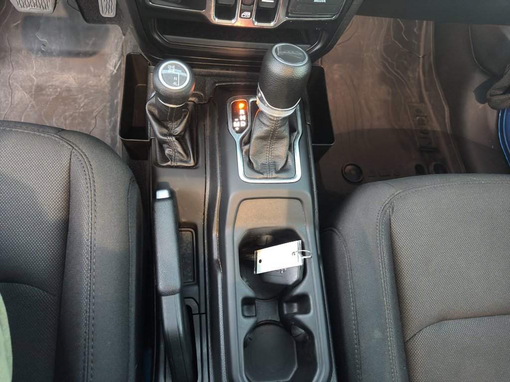 Used 2023 Jeep Gladiator Willys image 21