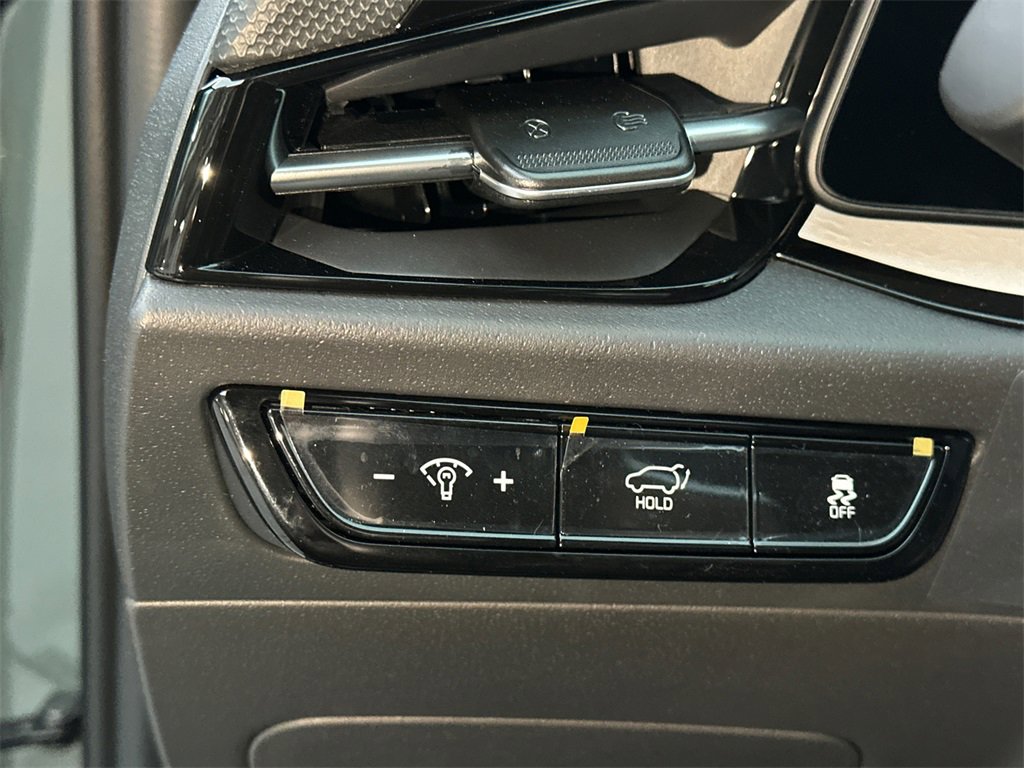 New 2025 Kia Niro Wind image 26