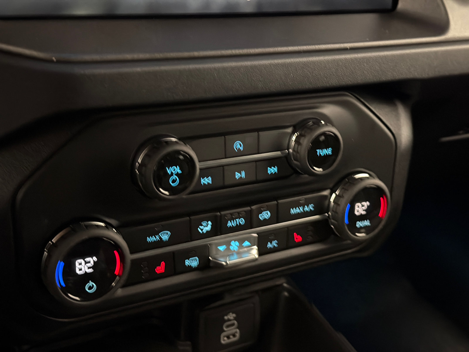 New 2026 Ford Bronco Big Bend AWD/4WD image 27