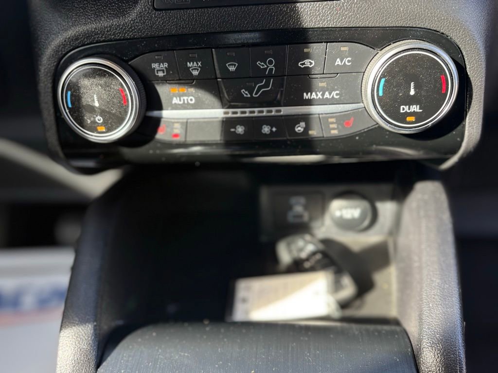 Used 2022 Ford Escape SEL image 21
