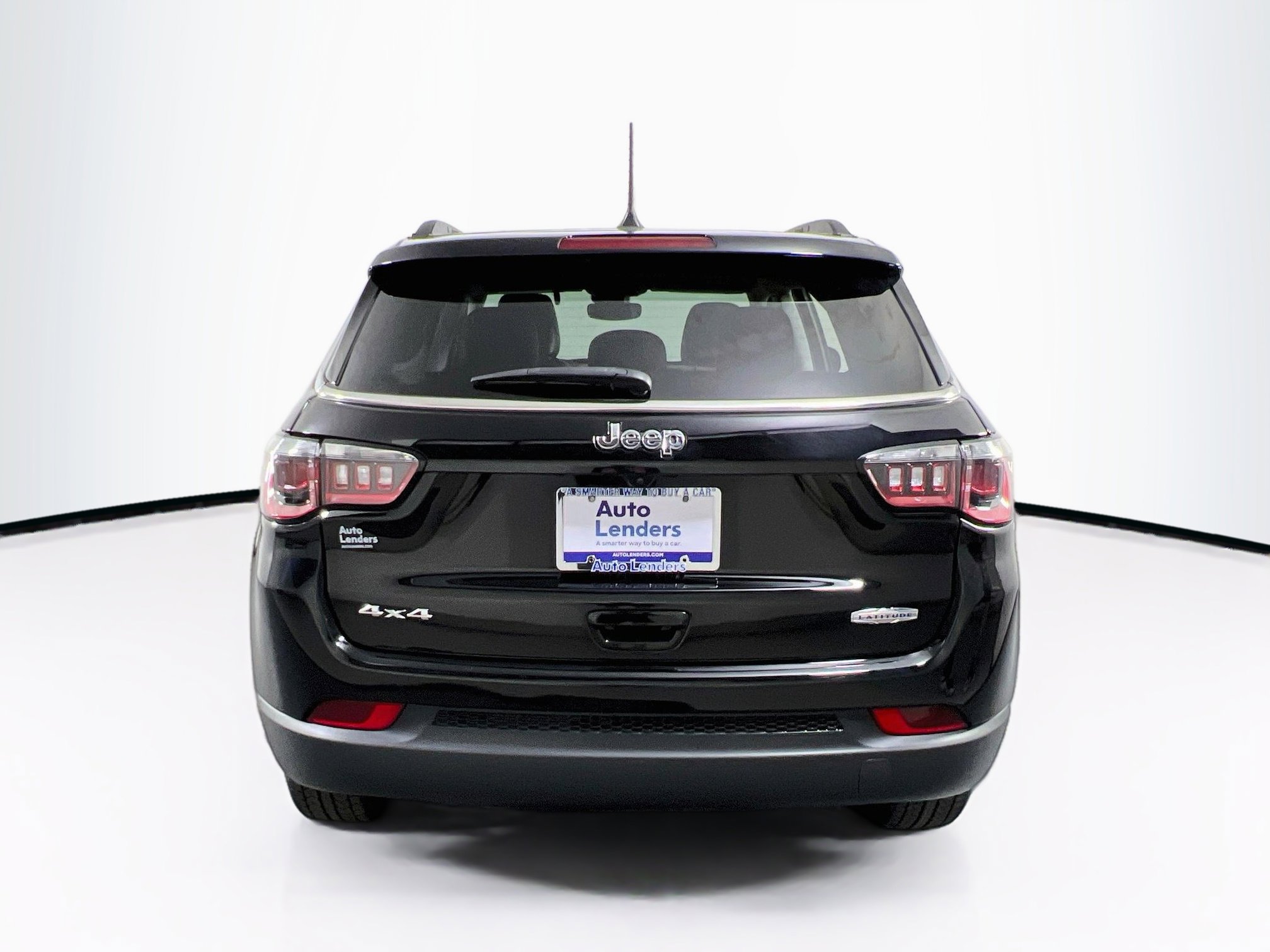 Used 2022 Jeep Compass Latitude w/ Sun and Sound Group AWD/4WD image 6