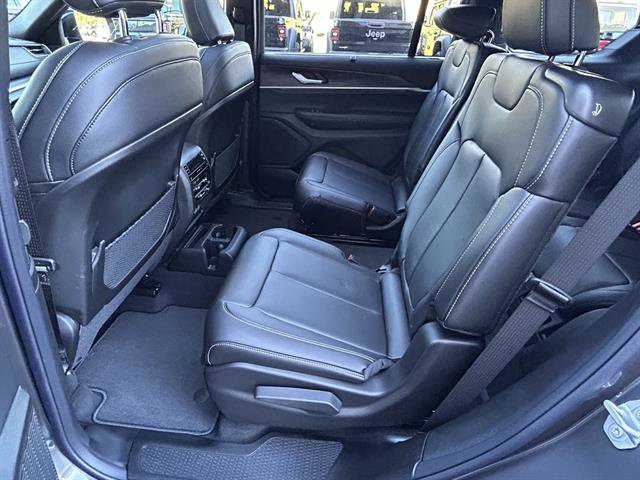 New 2025 Jeep Grand Cherokee L Limited image 27
