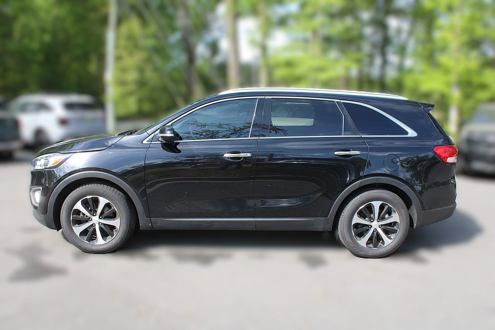 Used 2016 Kia Sorento EX image 5