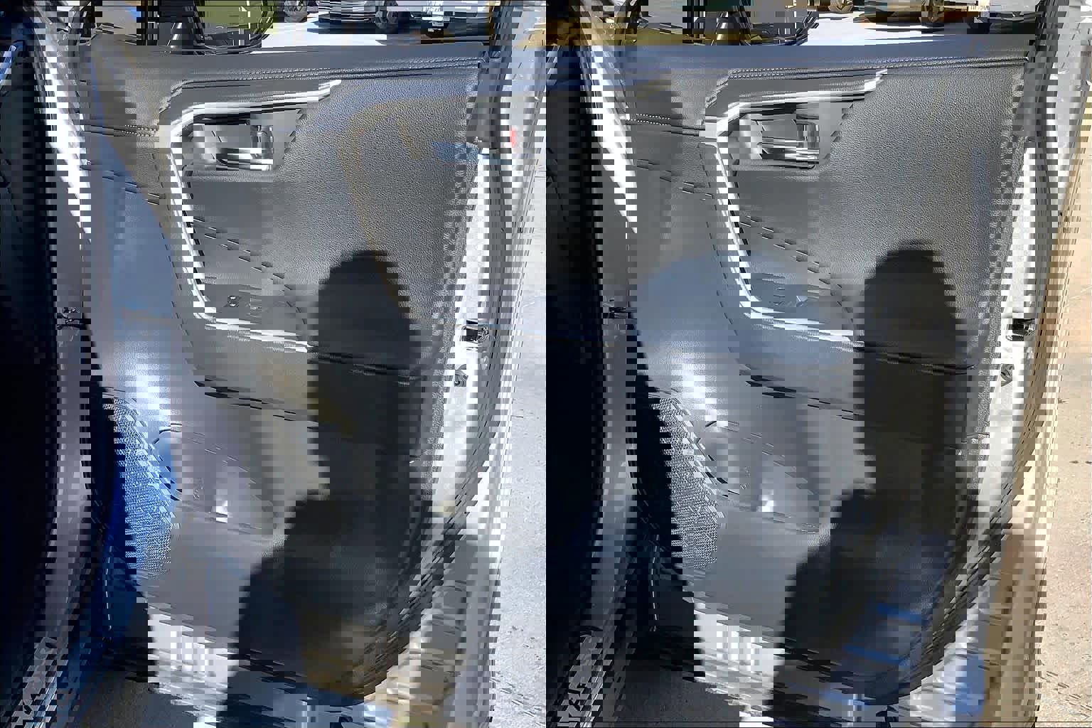 Used 2025 Toyota RAV4 XSE image 22