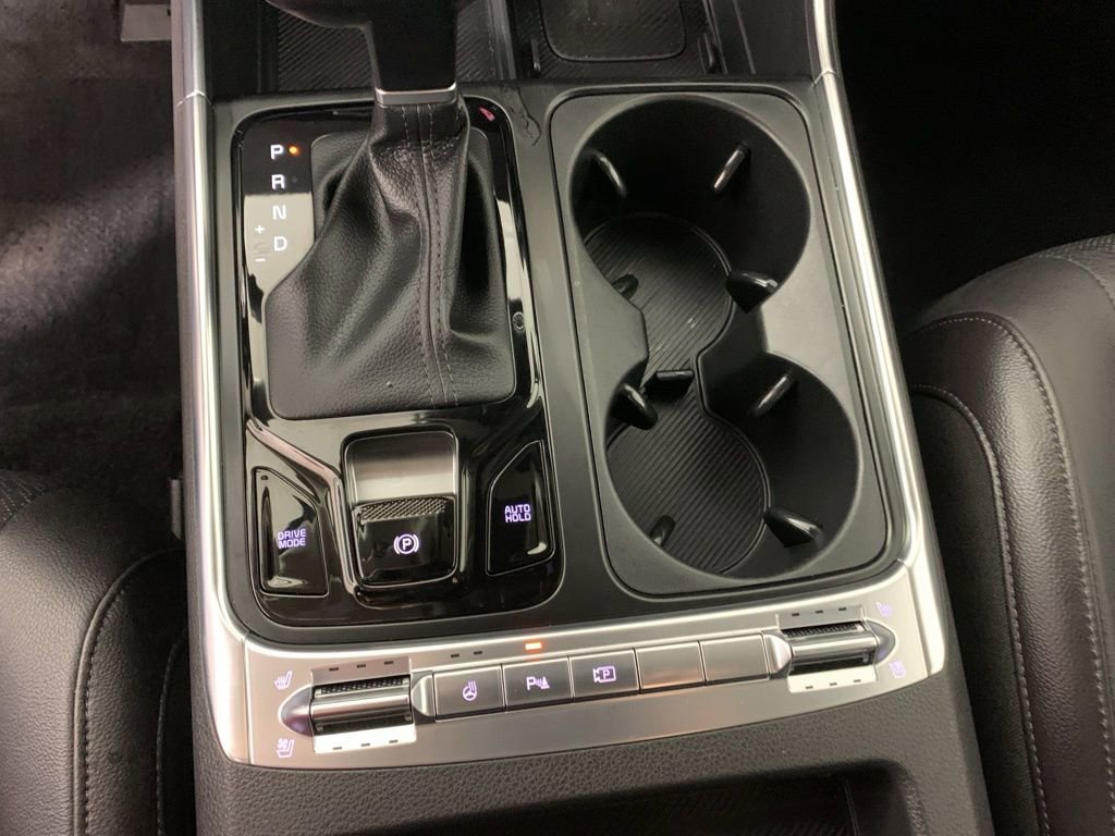 Used 2025 Kia Carnival SX Prestige image 28