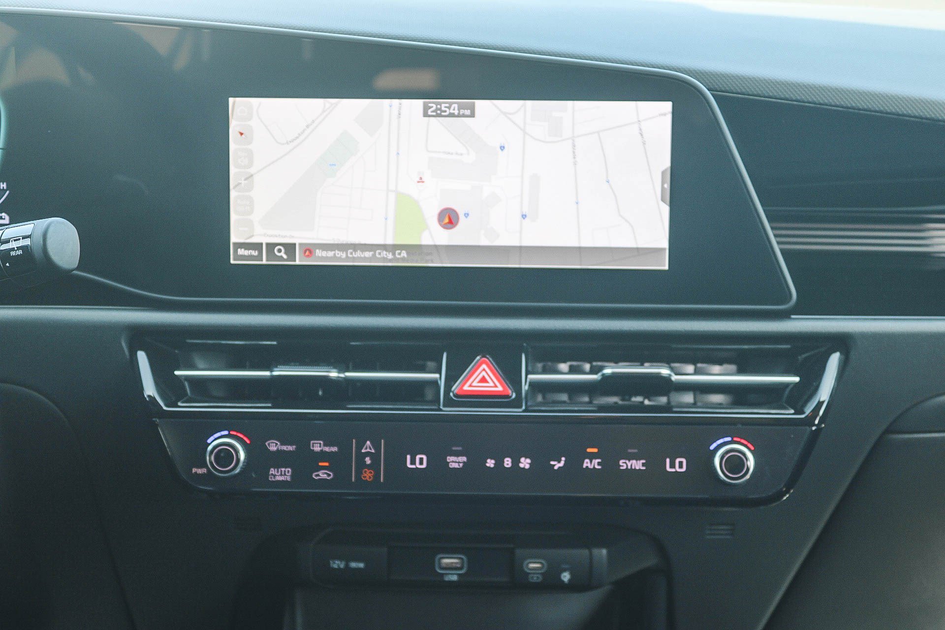 Used 2025 Kia Niro LX FWD image 14
