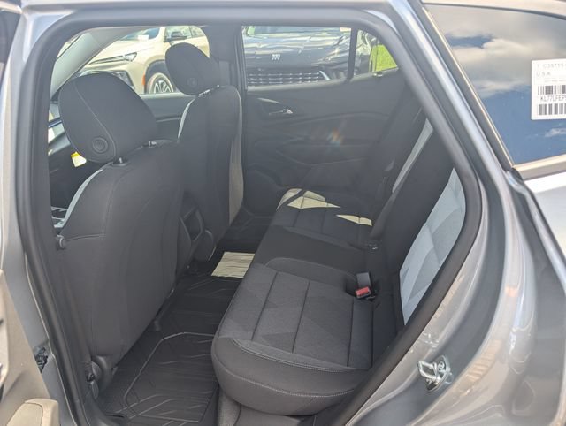 New 2026 Chevrolet Trax LS w/ LS Convenience Package FWD image 9