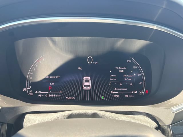 Used 2025 Acura MDX SH-AWD w/ Technology Package image 18