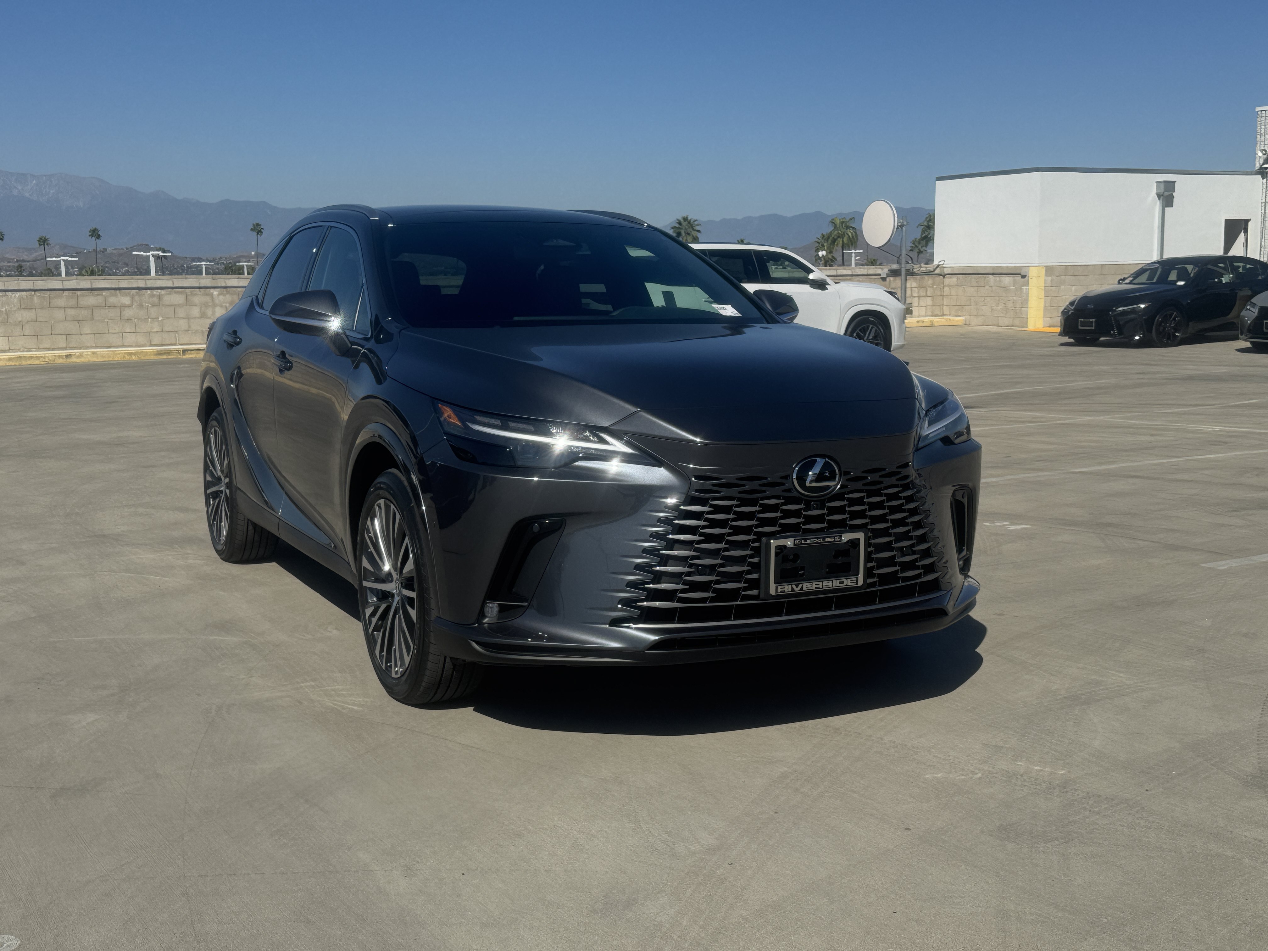 New 2026 Lexus RX 350 w/ Convenience Package AWD/4WD image 2