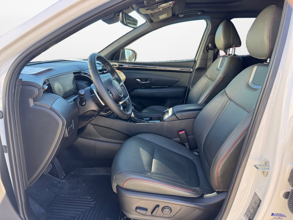 Used 2023 Hyundai Santa Cruz Limited w/ Cargo Package image 11