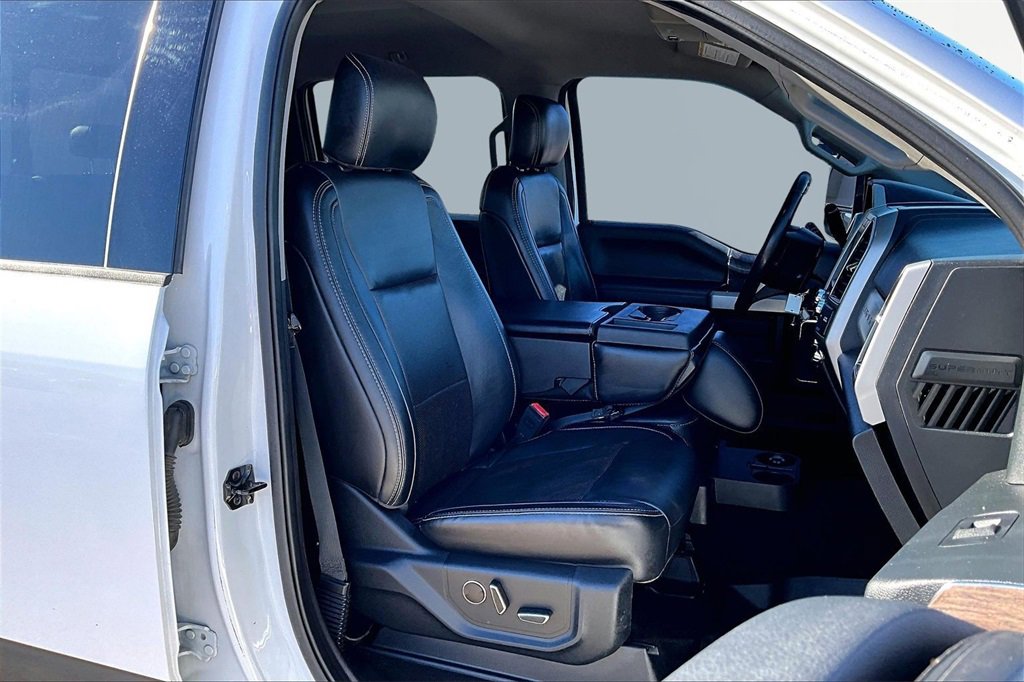 Certified 2019 Ford F250 Lariat w/ Chrome Package image 7