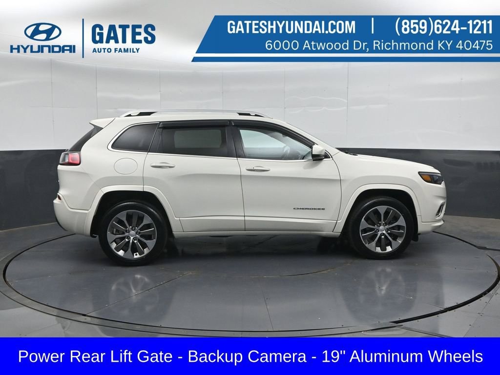Used 2019 Jeep Cherokee Overland AWD/4WD image 3