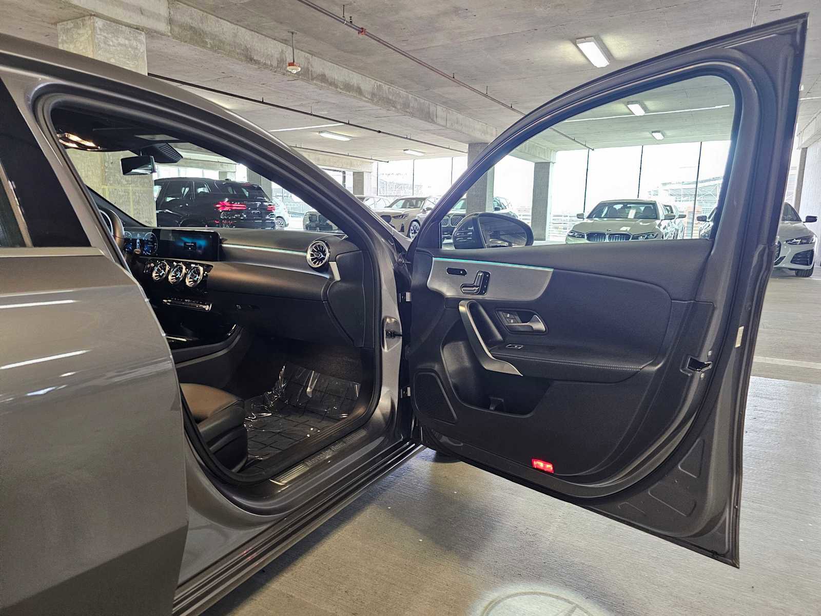 Used 2022 Mercedes-Benz A 220 4MATIC image 33