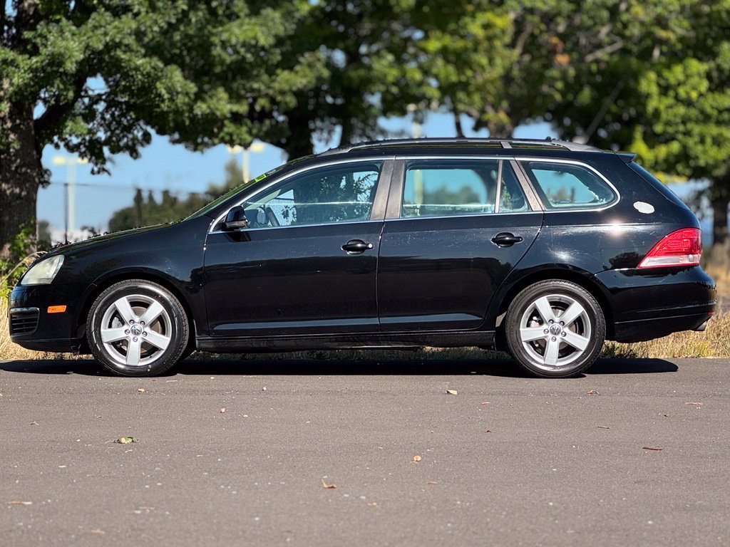 Used 2009 Volkswagen Jetta SE FWD image 4