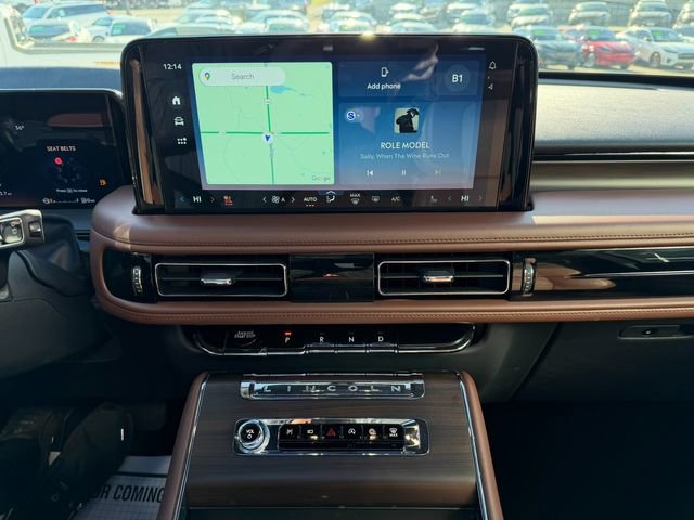 Used 2025 Lincoln Aviator Reserve w/ Equipment Group 201A image 27