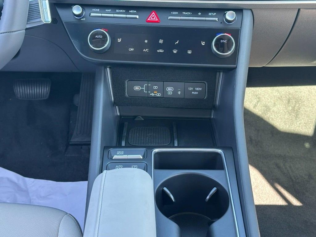 Used 2026 Hyundai Sonata SEL image 8