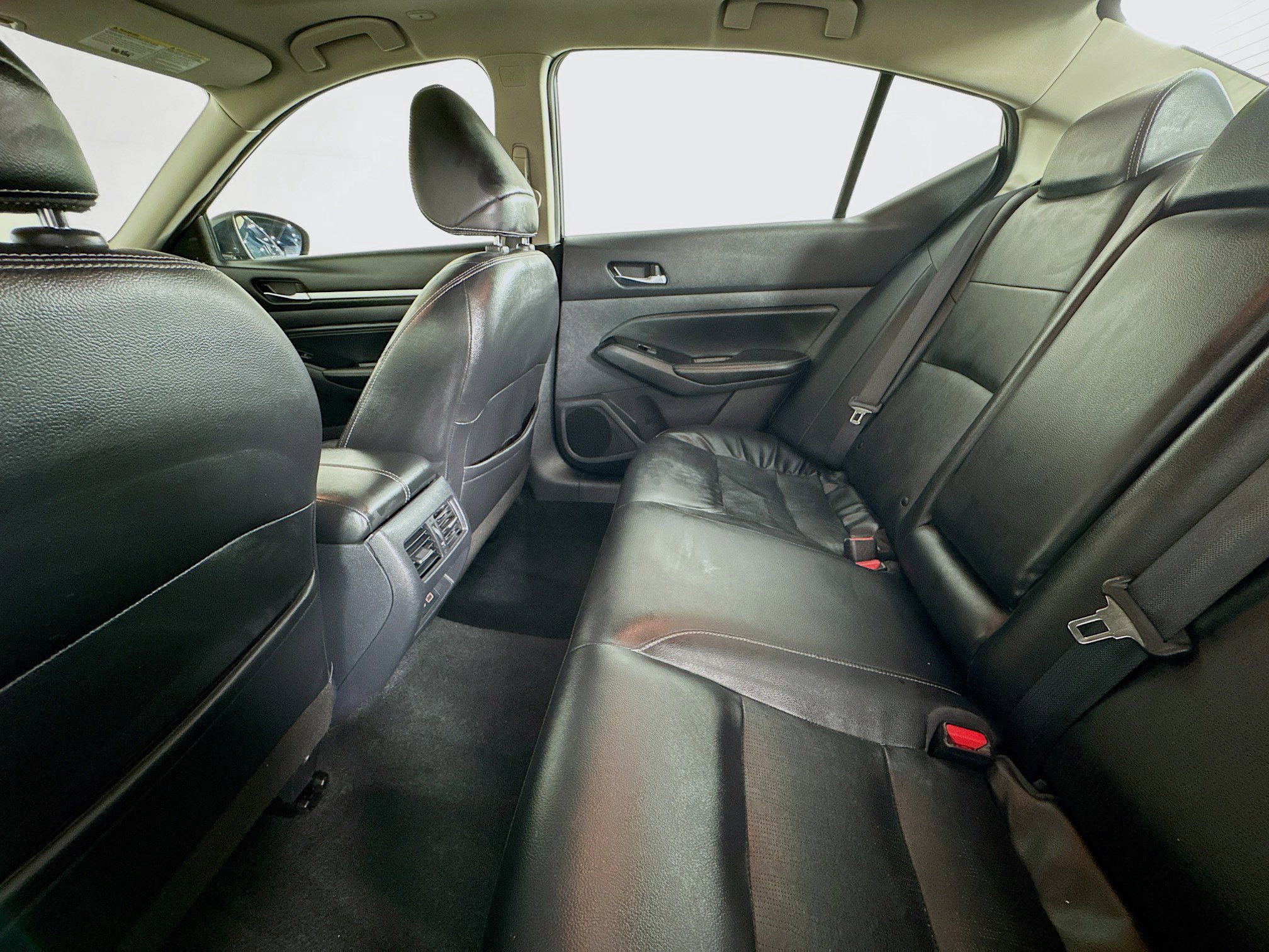 Used 2020 Nissan Altima 2.0 Platinum image 42