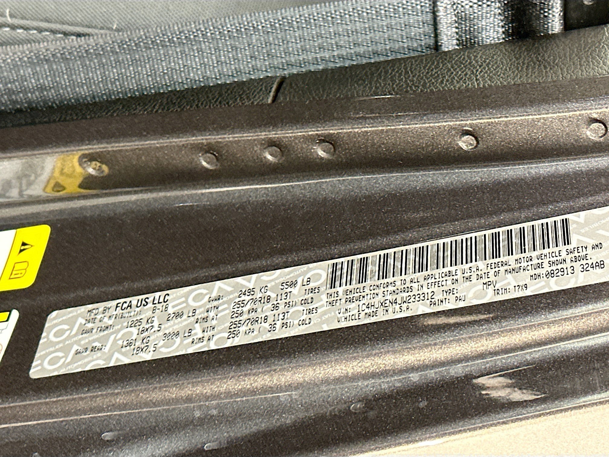 Used 2018 Jeep Wrangler Unlimited Sahara image 12