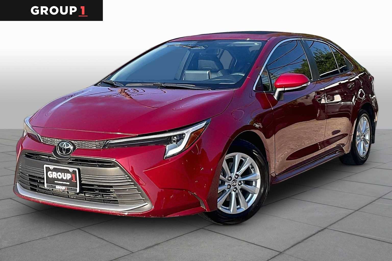 Used 2026 Toyota Corolla XLE FWD image 1