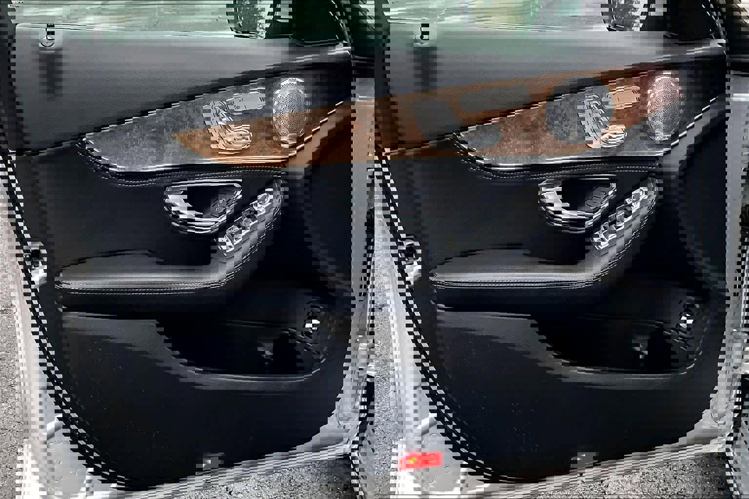 Used 2015 Mercedes-Benz C 300 4MATIC Sedan image 21