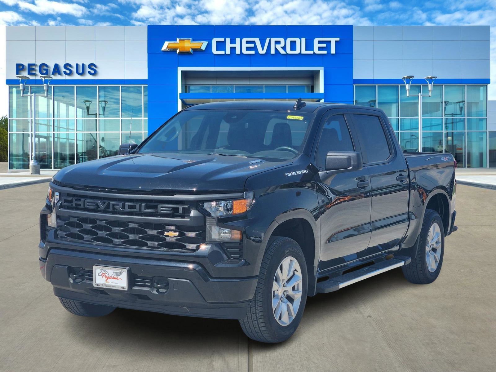 New 2025 Chevrolet Silverado 1500 Custom image 2
